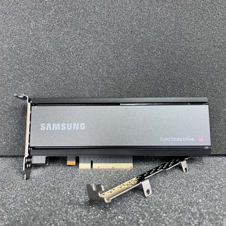 samsung pm1735 hhhl pcie 企業級 ssd 3.2tb