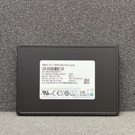 Samsung PM9A3 7.68TB SSD 2.5″ U.2 PCIe NVMe (MZQL27T6HBLA-00B7C)