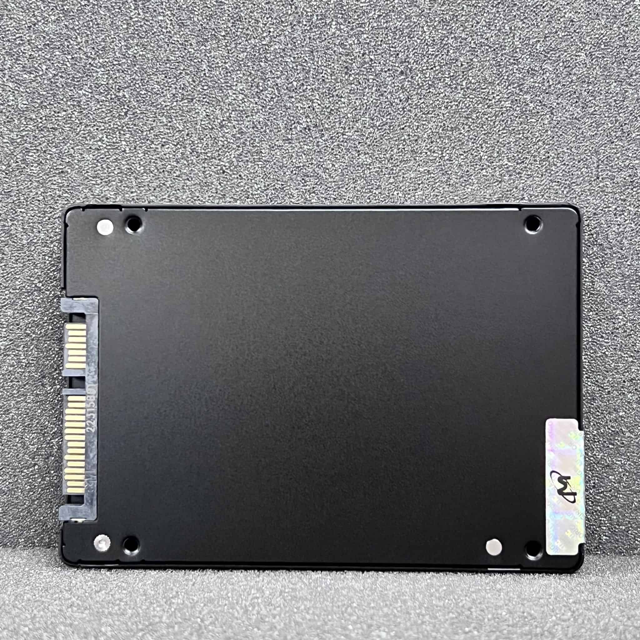 Disque Dur SSD Micron 5400 PRO 7.68TB 2.5'' SATA 6Gb/s TLC 3D Nand Mtfddak7t6tga 1bc1zabyyr 81597